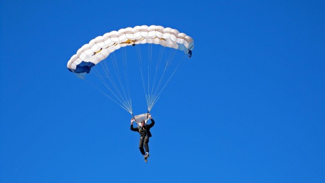 夺冠热门异军突起，亚冠比赛冷热交替，亚冠比赛时间表2020