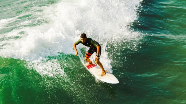 杨明阳完成归化，首次入选国足，杨明阳个人资料